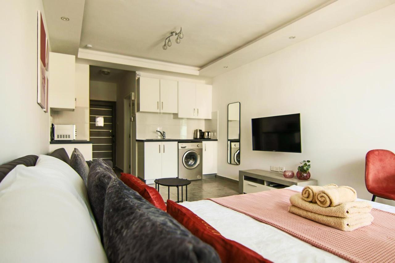 Phaedrus Living: Seaside Luxury Flat Athina 115 Leilighet Paphos Eksteriør bilde
