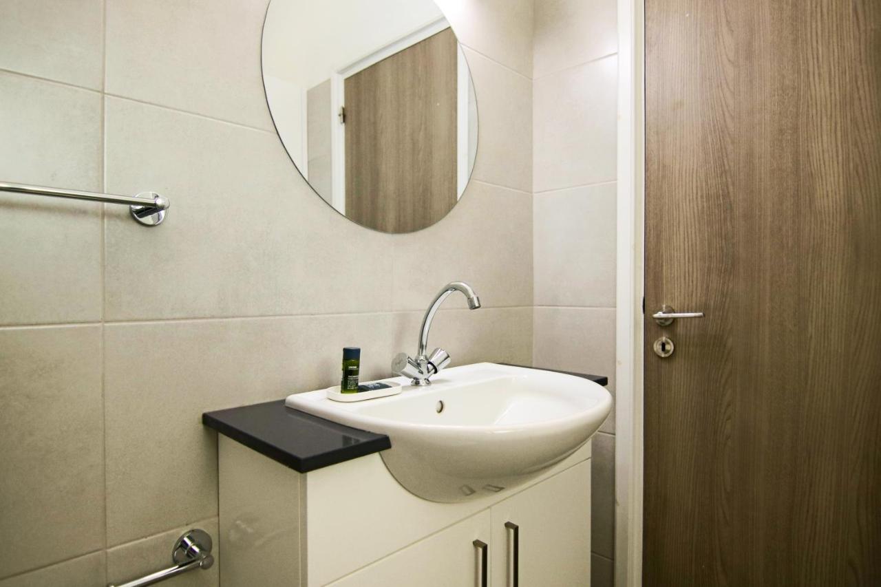 Phaedrus Living: Seaside Luxury Flat Athina 115 Leilighet Paphos Eksteriør bilde